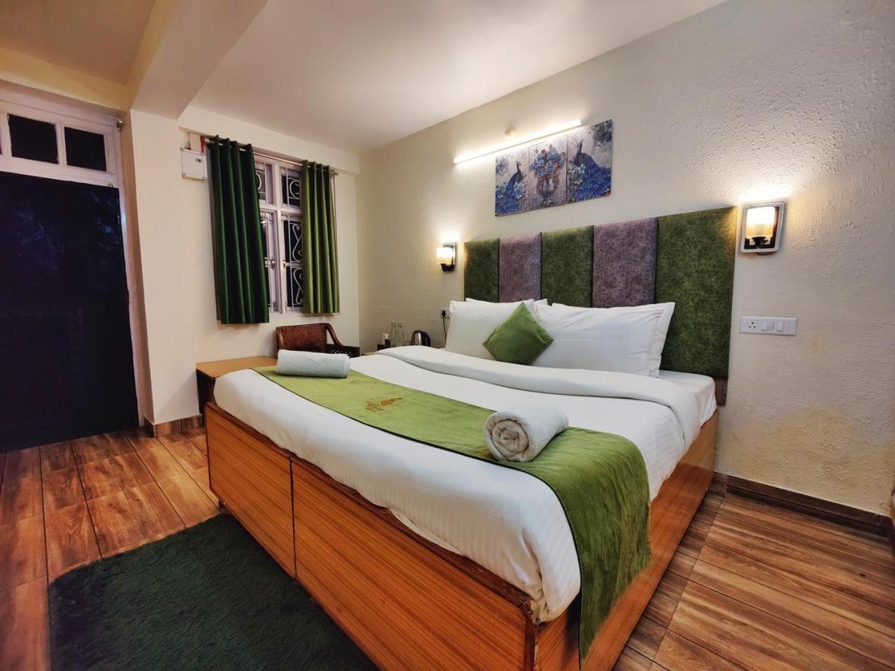 Jakhu Vibes Shimla Luaran gambar