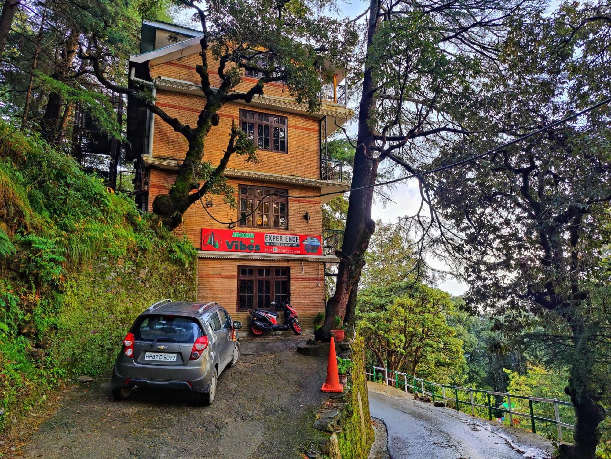 Jakhu Vibes Shimla Luaran gambar